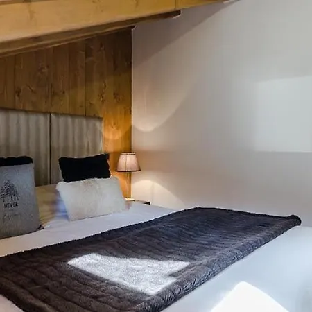 6 Pers Centre Le Praz - Robles Courchevel